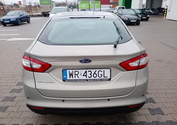 Ford Mondeo cena 56000 przebieg: 145340, rok produkcji 2015 z Radom małe 56